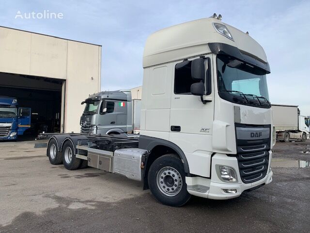 DAF XF 510 chassis truck