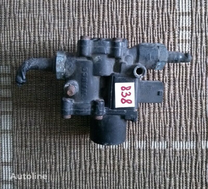 VOLVO (9520836) EBS modulator for VOLVO FH12 FH16 NH12 bus